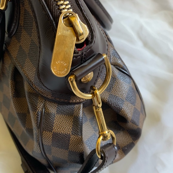 Authentic Louis Vuitton Damier Ebene Trevi PM - Picture 6 of 9
